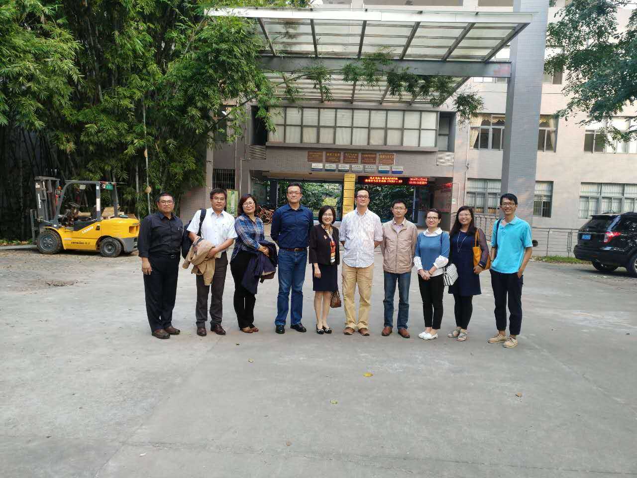 1046550878.jpg 1046550878.jpg