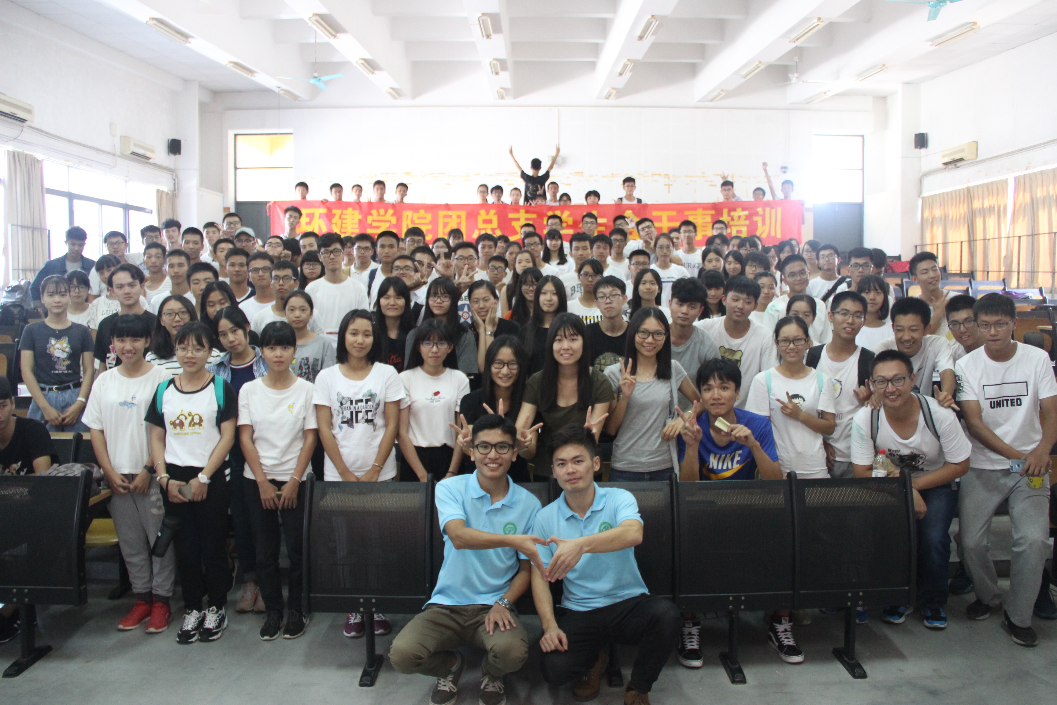 IMG_2909.JPG IMG_2909.JPG