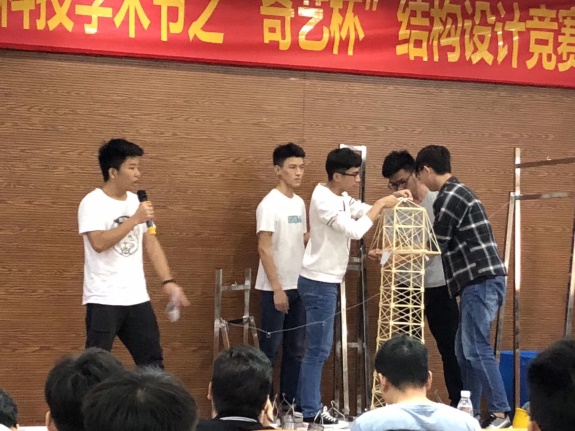 现场加载1.jpg 现场加载1.jpg