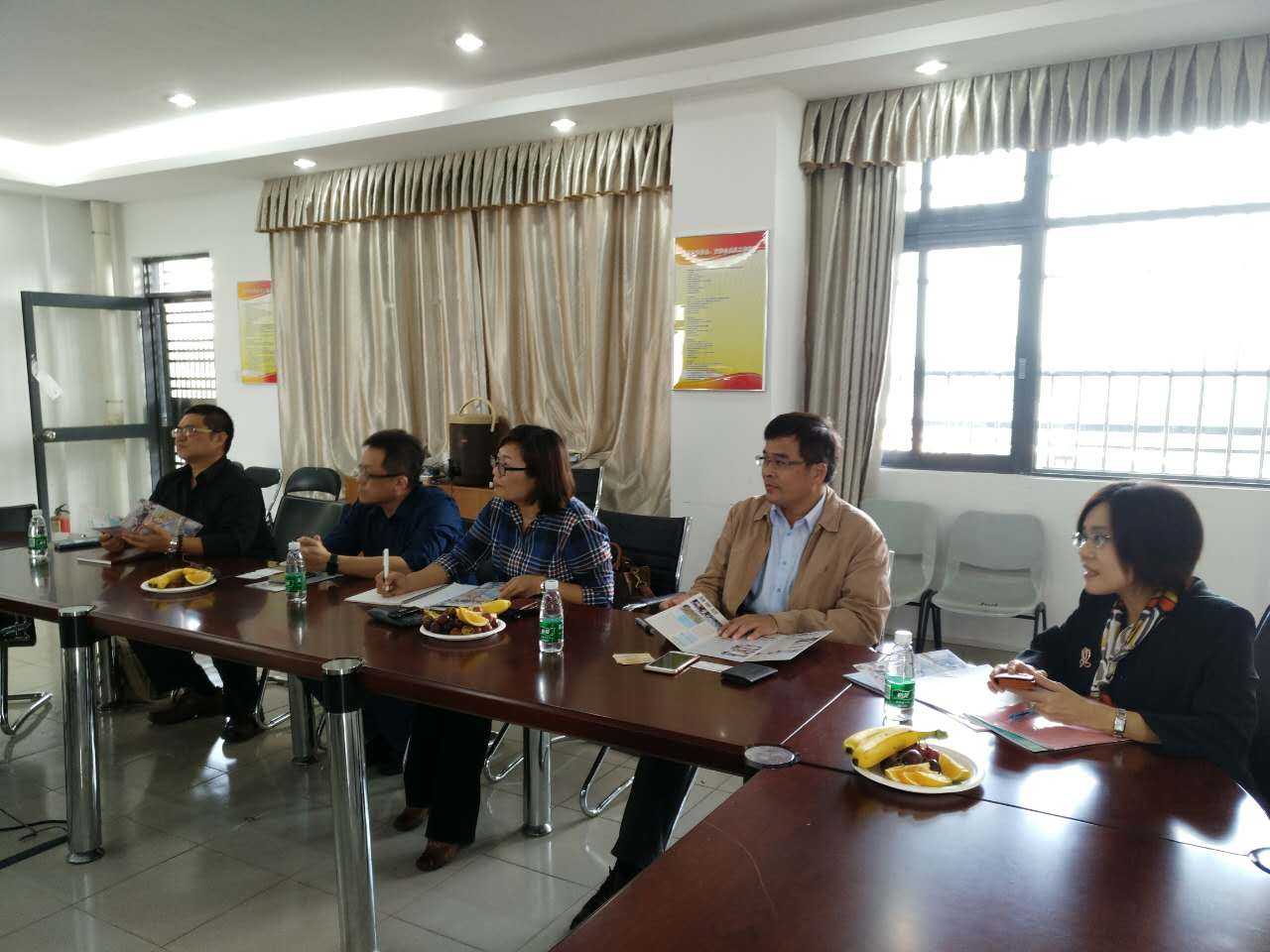 1046550877.jpg 1046550877.jpg